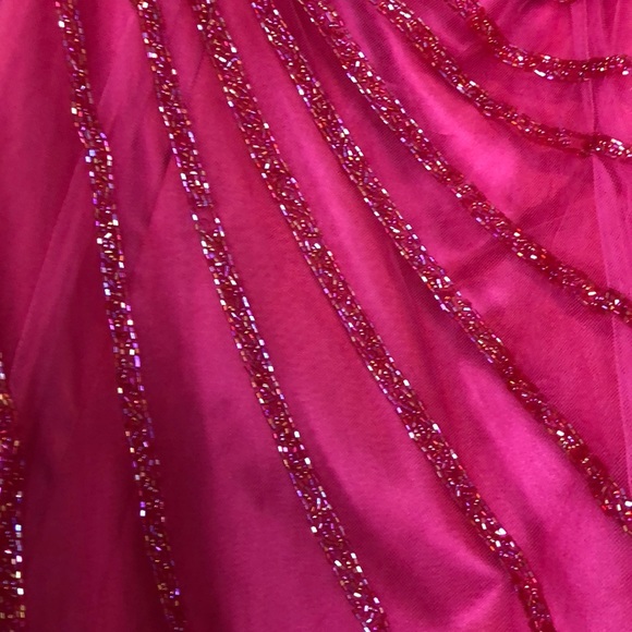 FORMAL DRESS - Picture 5 of 10